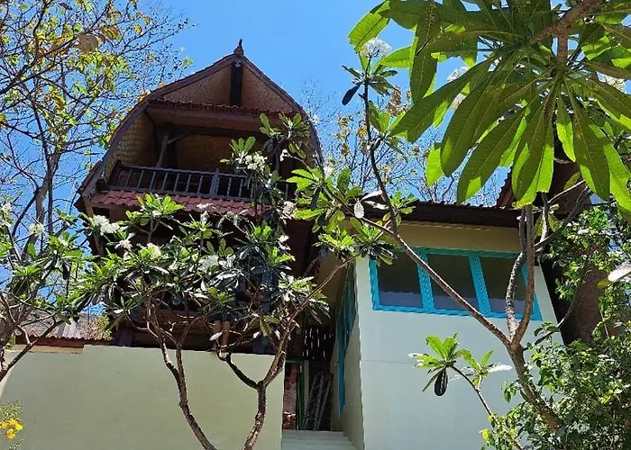 Pet Friendly hotel: Stairway To Heaven Bungalows And Restaurant