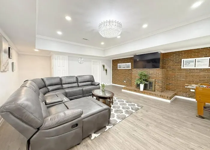 Spacious 5Br Beach Villa -1 Minute To Beach