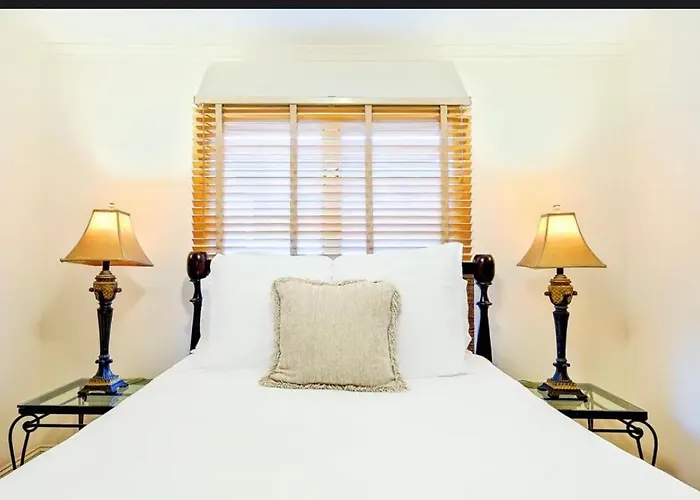 Spacious 5Bd Ocean Views Pool Jacuzzi