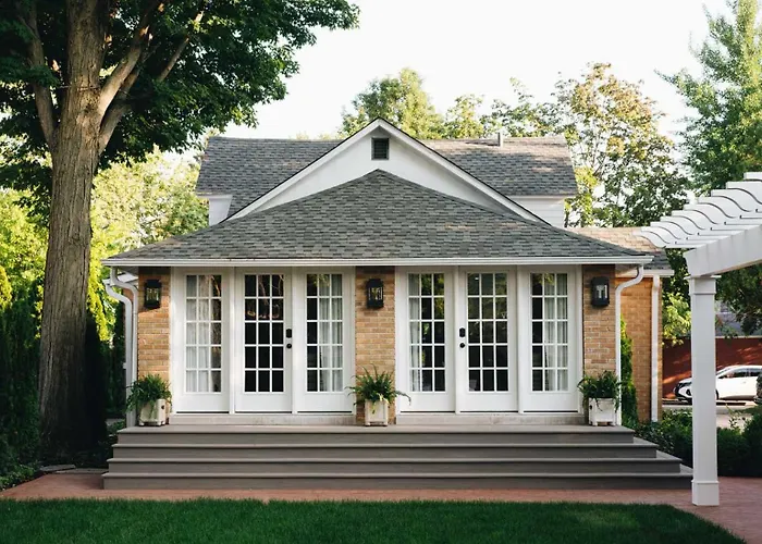 B&B only: Wickwood Inn