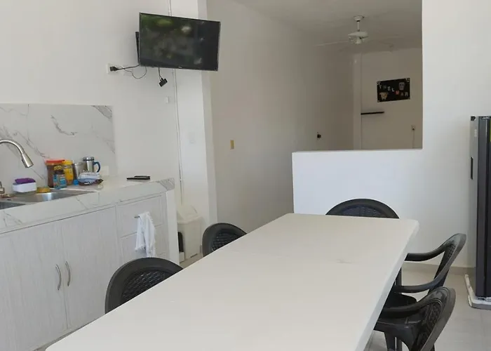 Thelmar Rooms