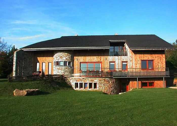 Large Home With Sauna, Ovifat