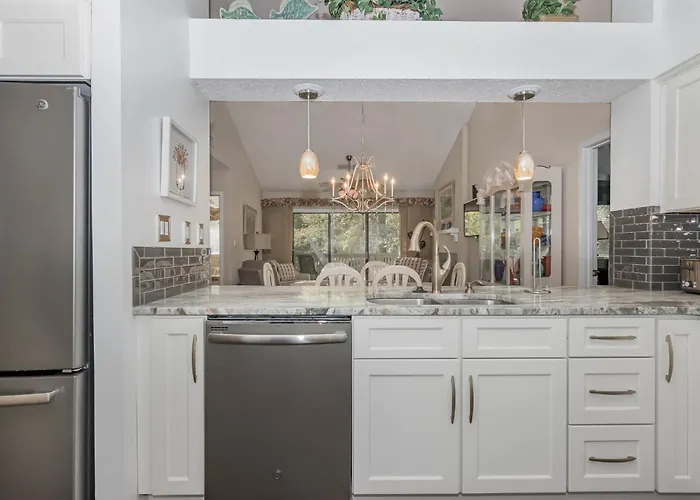 Exquisite 3 Bedroom, 3 Bath Villa - 19E West Hyde Park - Kingston Plantation Villa