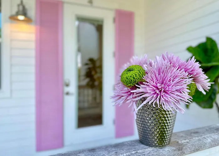 Isla Key Guava - Waterfront Boutique Resort, Island Paradise, Prime Location