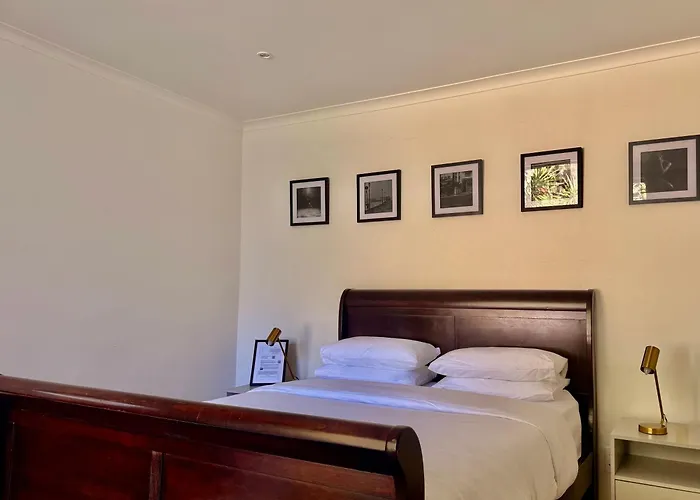 No4 Lilliput - Sandton Executive Guest House