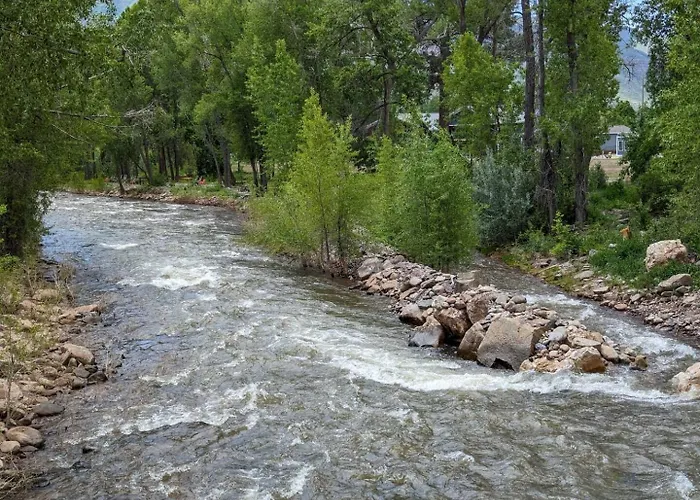 2Bed2Bath With Creek And Open Spaces