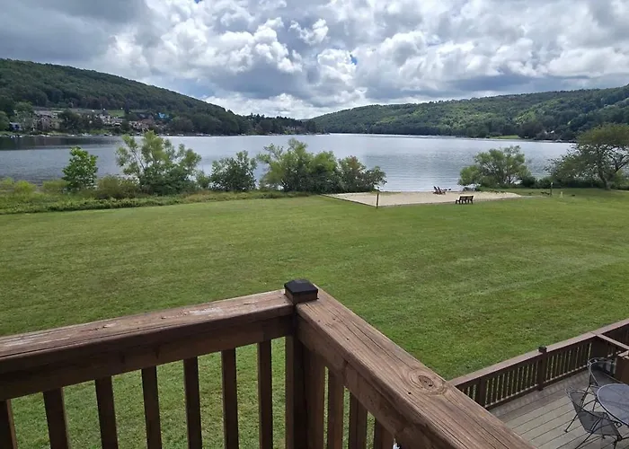 Cozy Condo- 3 Bedroom Lakefront Condo With Fireplace