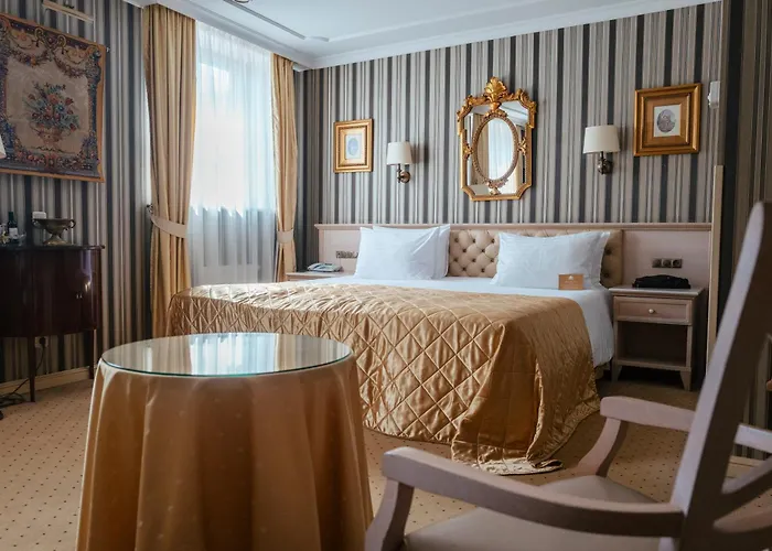 Imperial Hotel & Restaurant