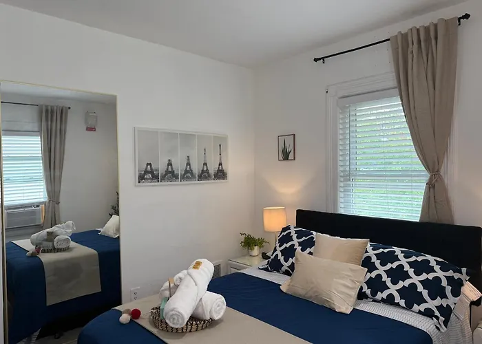 Cozy Private Bedrooms Kitchen Wifi