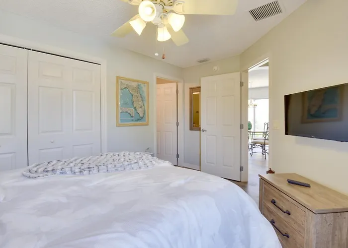 Courtyard Villa W/ Lanai & Community Amenities!