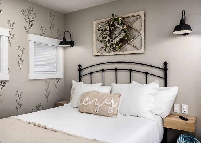 Silo Stay With King Bed & Loft / Near Zion & Hot Springs