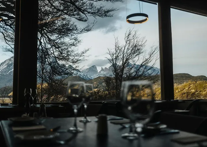 Romantic hotels Lago Grey