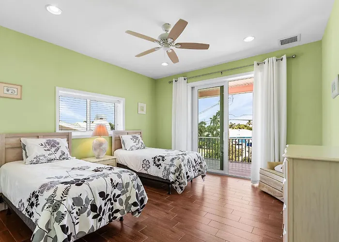 Kokopelli Villa - Matlacha Waterfront Retreat