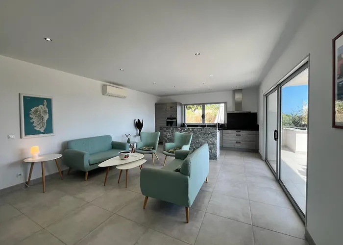 Villa Soleil Rouge à Sari-Solenzara