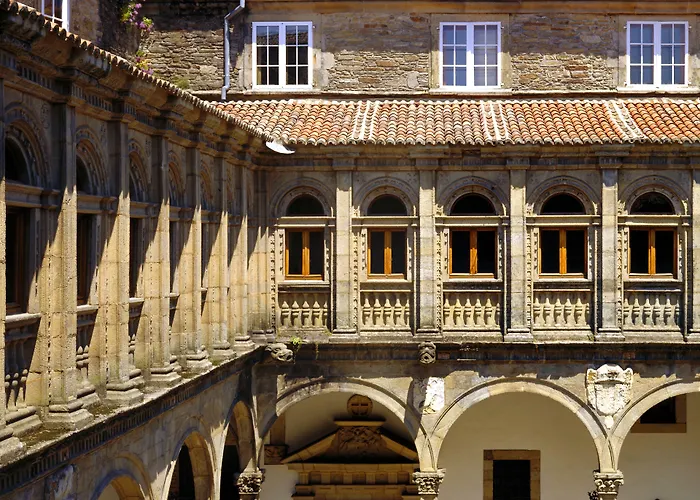 Parador De Santiago - Hostal Reis Catolicos