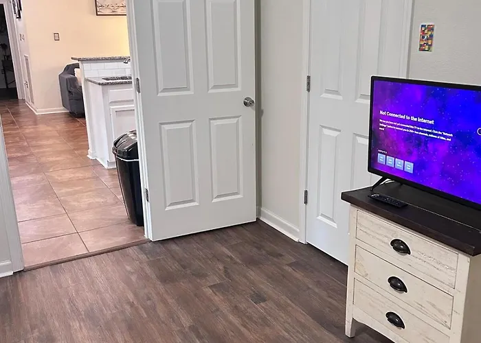 Luxury Condo In The Heart Of Br