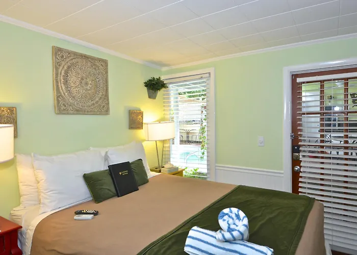 The Garden House - Adult Only