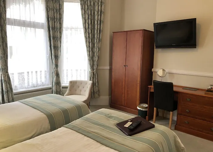 Edgcumbe Guest House