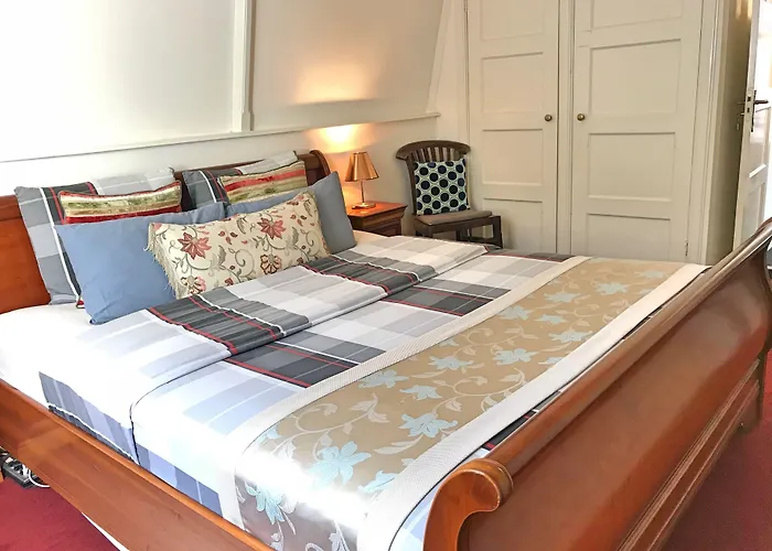 Amsterdam 4 Holiday Guestrooms