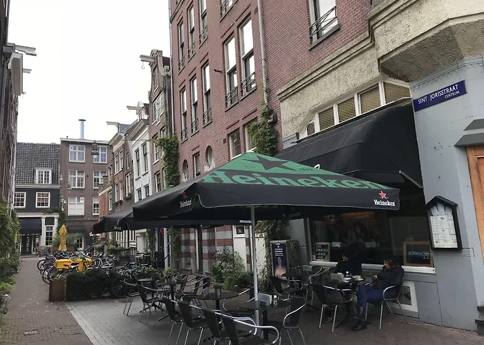 Amsterdam 4 Holiday Guestrooms