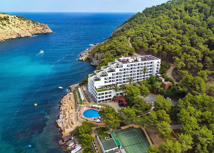 Hotel: Palladium Hotel Cala Llonga - Adults Only