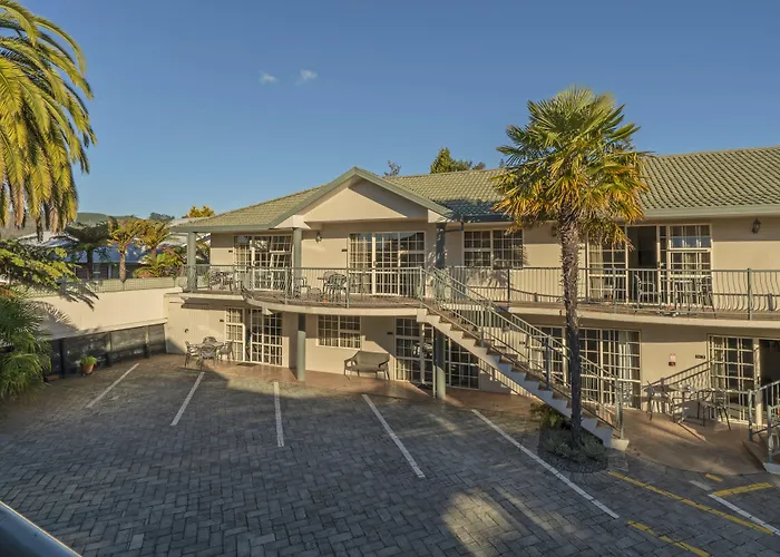 Boutique hotel only: Silver Fern Rotorua Suites & Spa