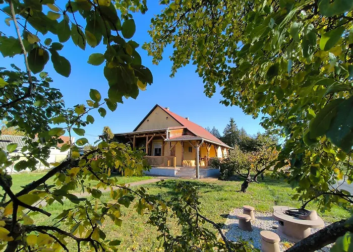 Oerveny Vendeghaz