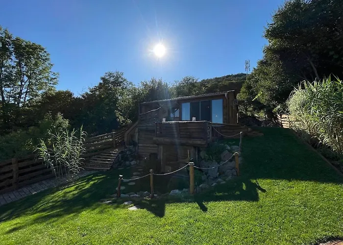 Lyra Hill - Luxury Villa For The Poetry Of Wooden