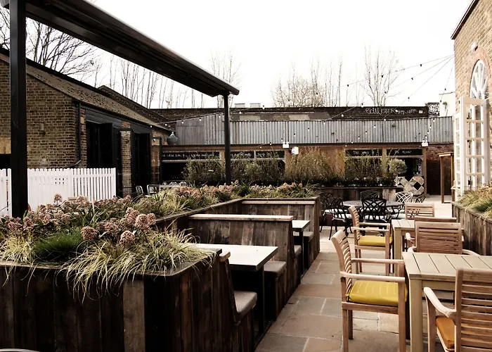 Boutique hotels Half Moon