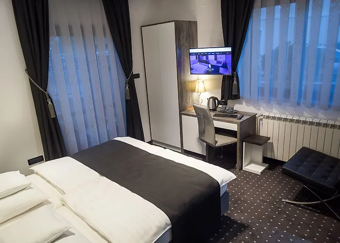 Log In Rooms