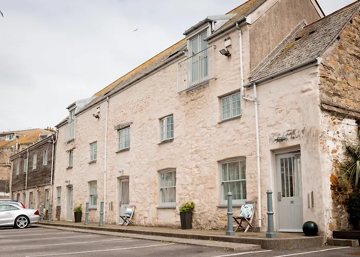 Boutique hotel only: Mannings Hotel