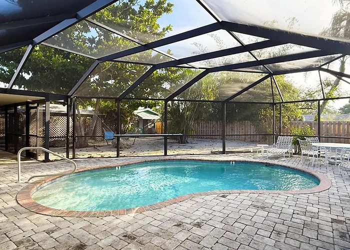 Englewood Escape - Pet Friendly + Heated Pool