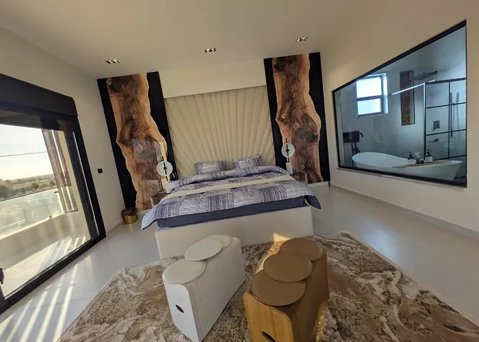 Noorhan Private Luxury Layover Villa - 10 Minutes To Airport