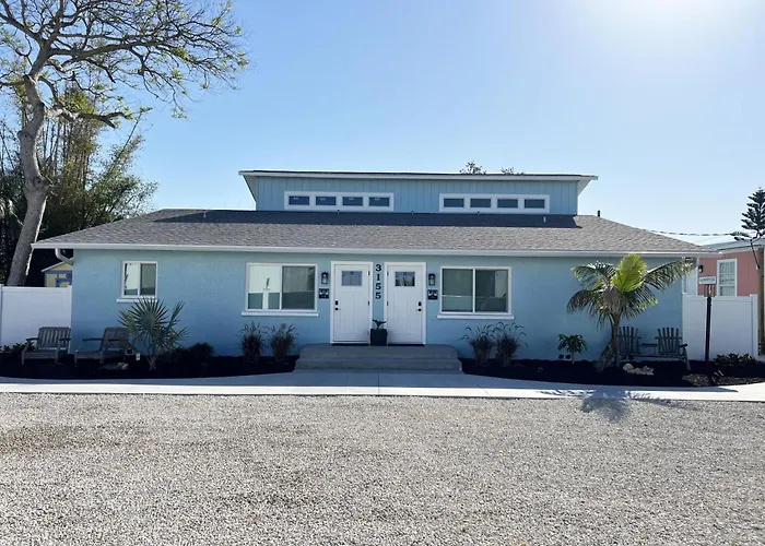 6Br Triplex - Walk To Marina & Lighthouse Grill