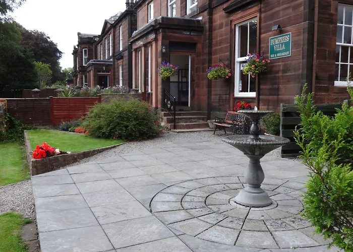 Family resorts Dumfries Villa