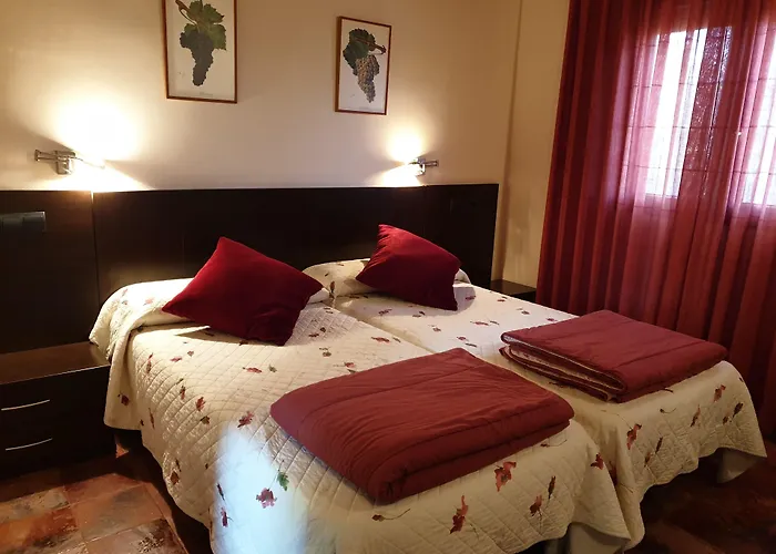 Hostal Pago De Tharsys Requena