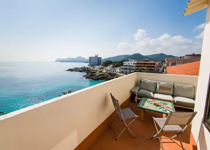 Hostal Port Corona