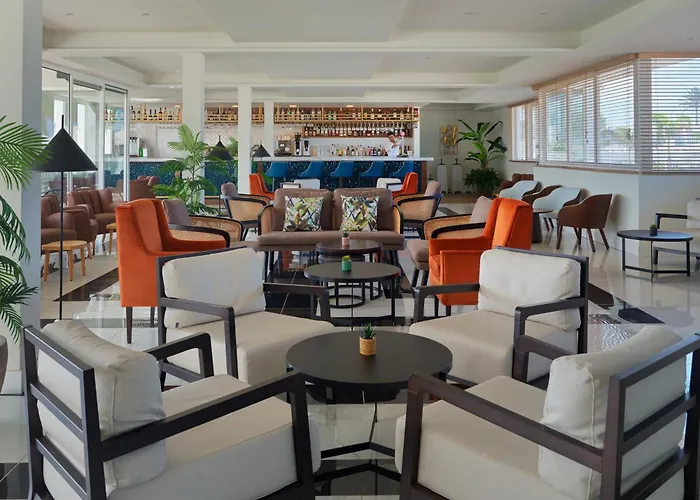 Ping pong hotels H10 Ocean Suites (Adults Only)