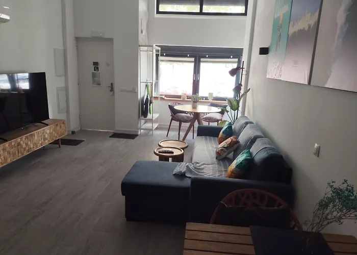 Hotel cerca del aeropuerto: M Pods Malaga