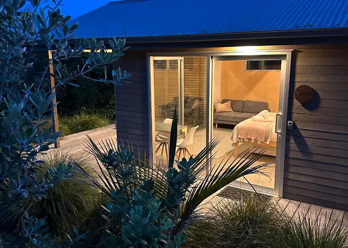 One O One Cabins, Waiheke Island
