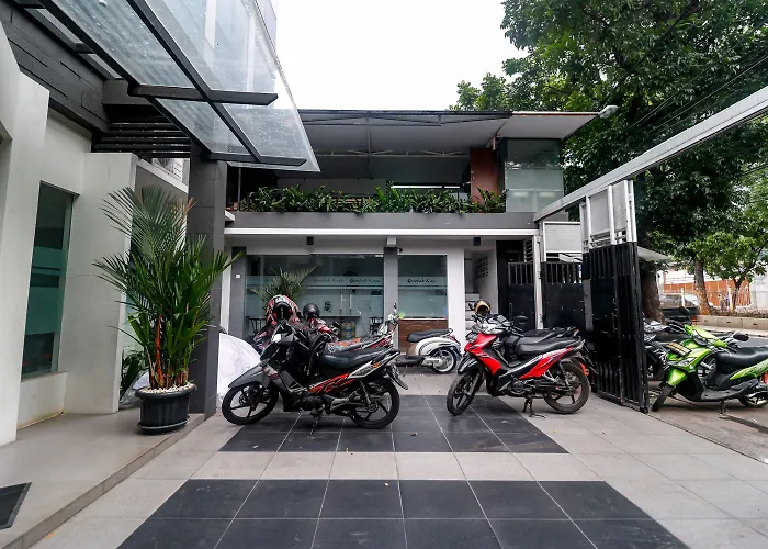 Reddoorz Near Kebon Jeruk Jakarta