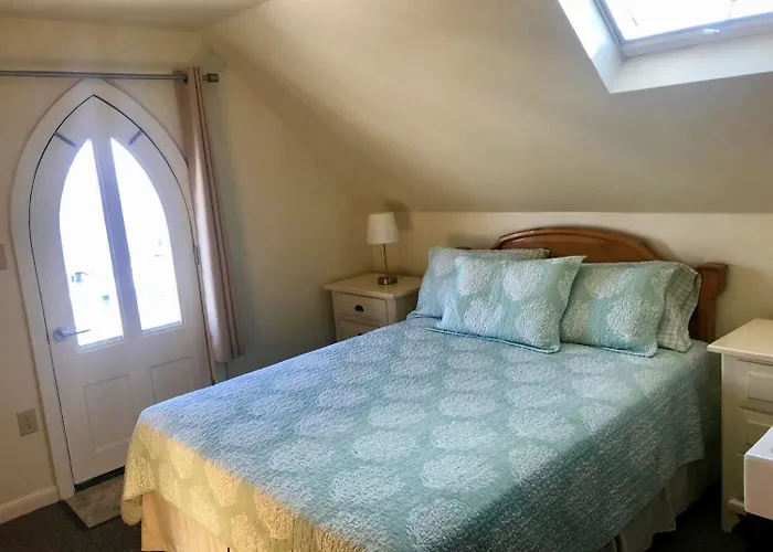 The Attleboro House