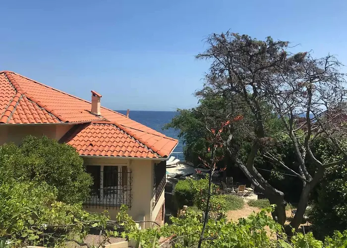 Villa Lou Cade, Vue Imprenable Et Plage Privee, Theoule-Sur-Mer