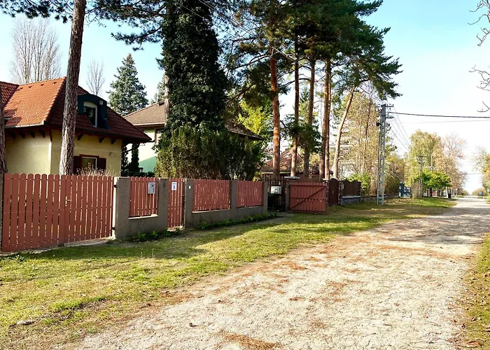 Nefelejts Deluxe Home