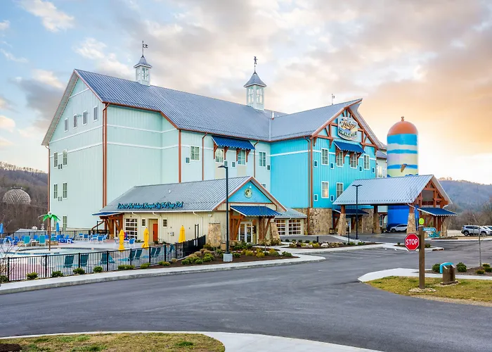Cheap hotels Lodge At Camp Margaritaville