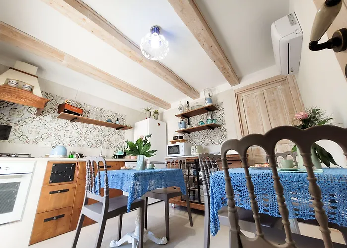 Rossini Guest House