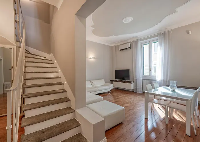 Exclusive Italian Garden Villa In Milan