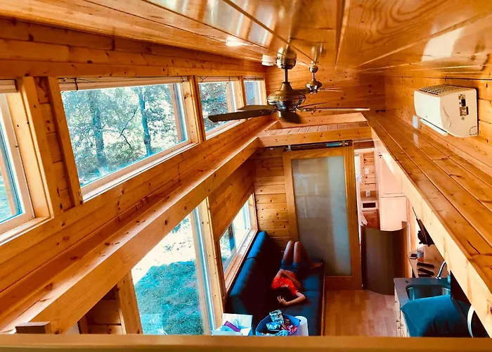 Tiny House Bliss On Brew Ridge Trail. Wintergreen