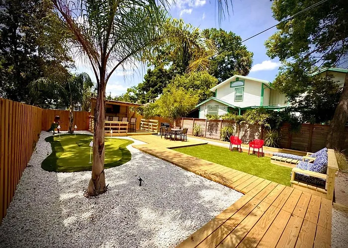 Downtown Historic St Augustine! Quality, Comfort, Hospitality, Fun! Putt Putt