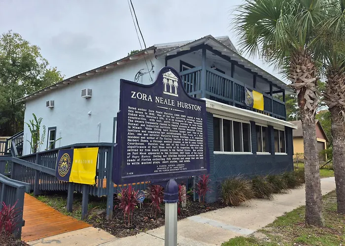 Zora'S Sojourn